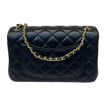 Buckle shoulder bag