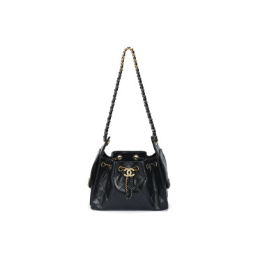 Leather shoulder bag
