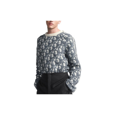 Long-sleeved white sweater