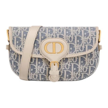 Buckle shoulder bag