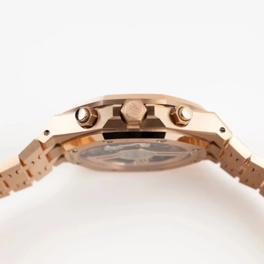 Royal Oak Chronograph Rose Gold Khaki Green Dial watch