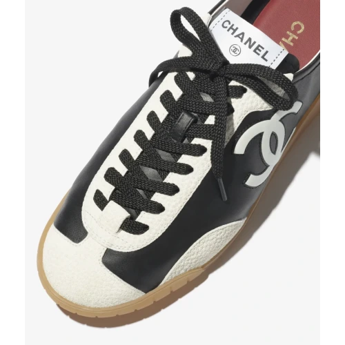 Calfskin & Embossed Suede Calfskin 
Black & White Trainers