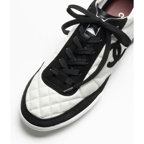 Calfskin & Suede Kidskin 
White & Black Sneakers
