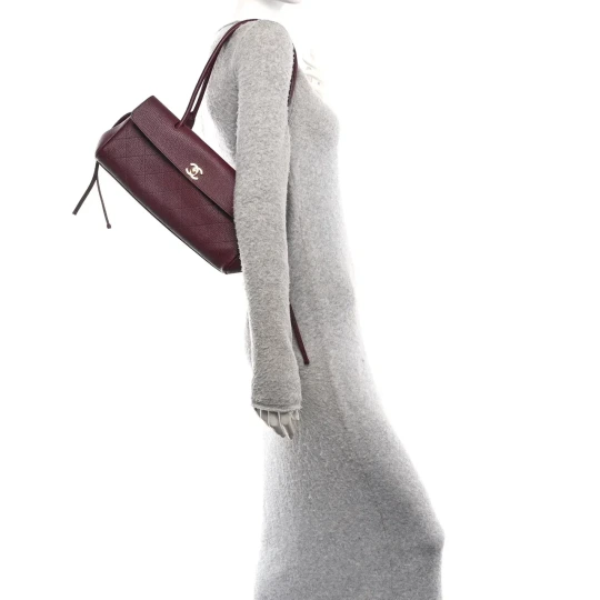 Grained Calfskin Stitched Urban Essentials Small Burgundy