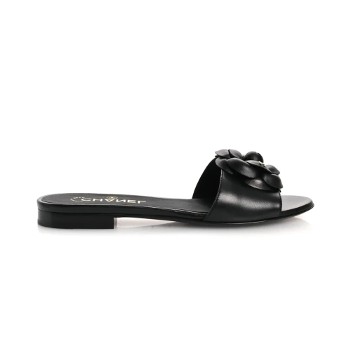 Camellia Lambskin Mules Black