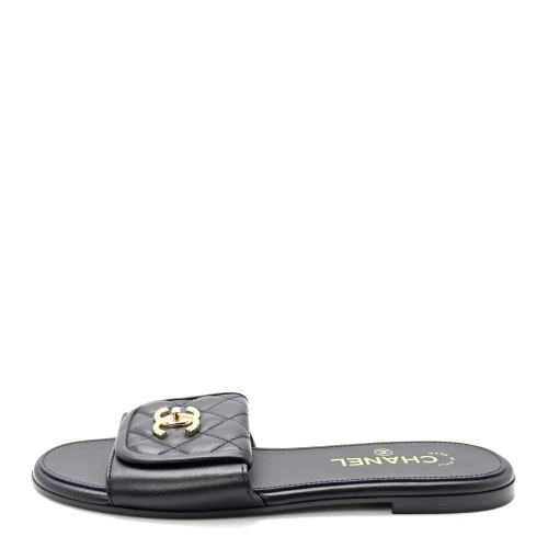 Flap Turn-Lock Lambskin Mules Black