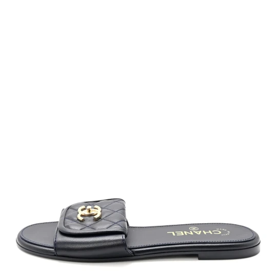 Flap Turn-Lock Lambskin Mules Black