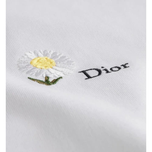 Daisy Embroidery T-Shirt