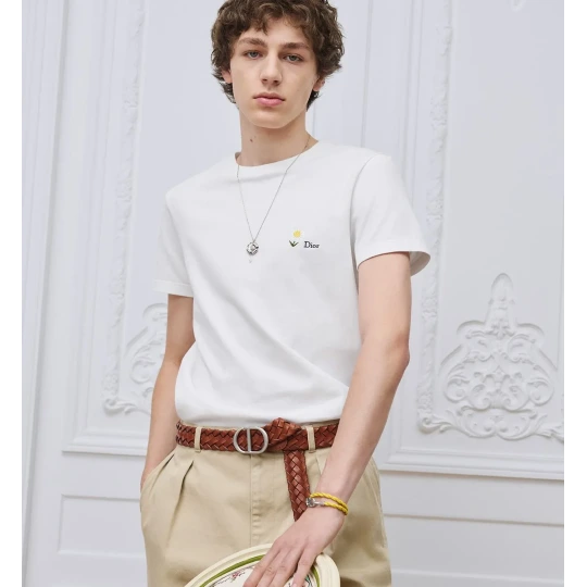 Daisy Embroidery T-Shirt
