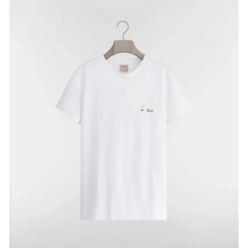 Daisy Embroidery T-Shirt