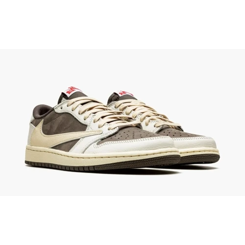 Air Jordan 1 Retro Low OG SP Travis Scott 