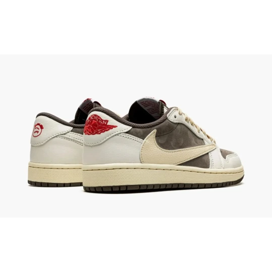 Air Jordan 1 Retro Low OG SP Travis Scott 