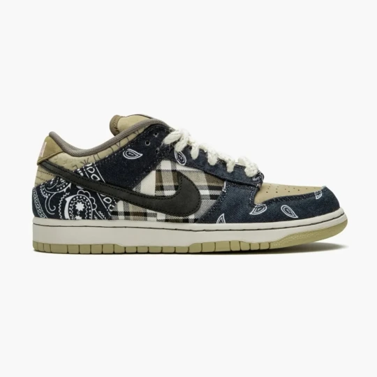 Nike SB Dunk Low Pro 