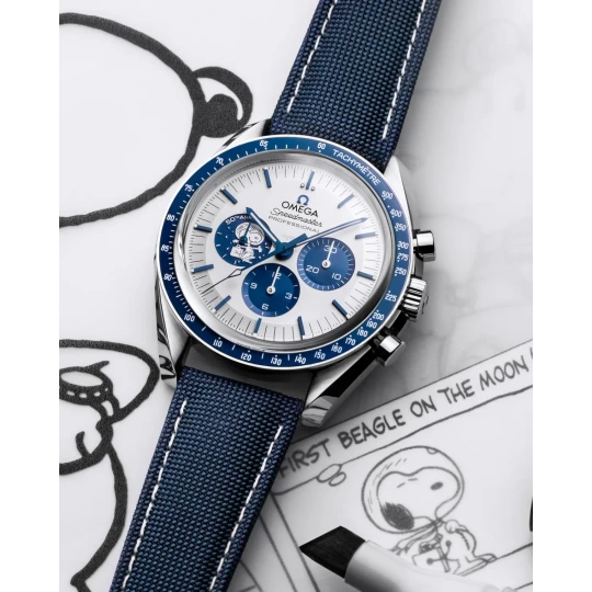 Speedmaster Silver Snoopy Award watch