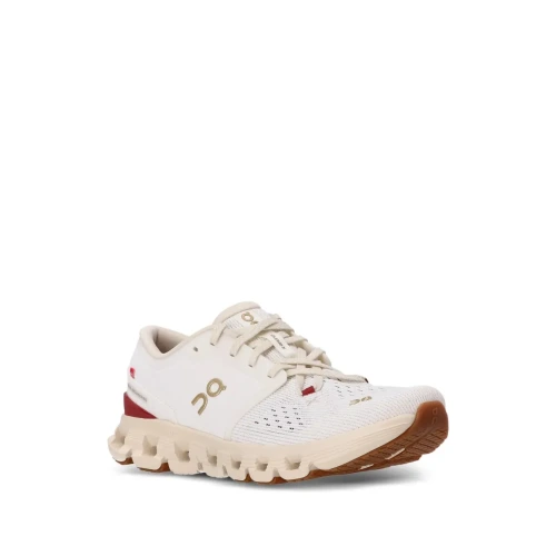 Cloud X 4 sneakers