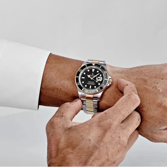 Submariner Date 126613LN Yellow Gold Black Dial Watch
