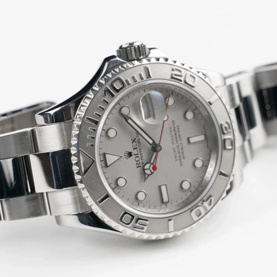 Yacht-Master 40 16622 Platinum Silver Dial Watch