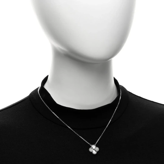 White Gold Vintage Alhambra pendant