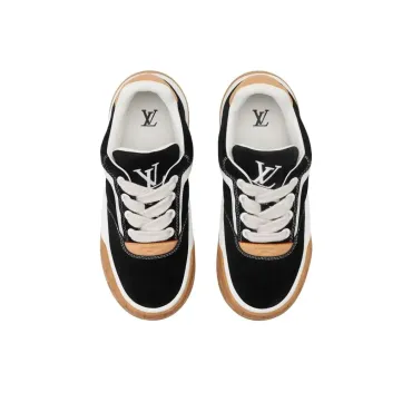 Black Sneakers
