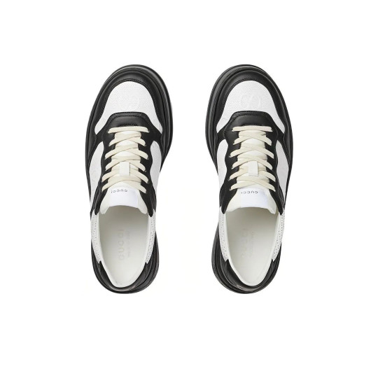 Low-cut Sneakers
