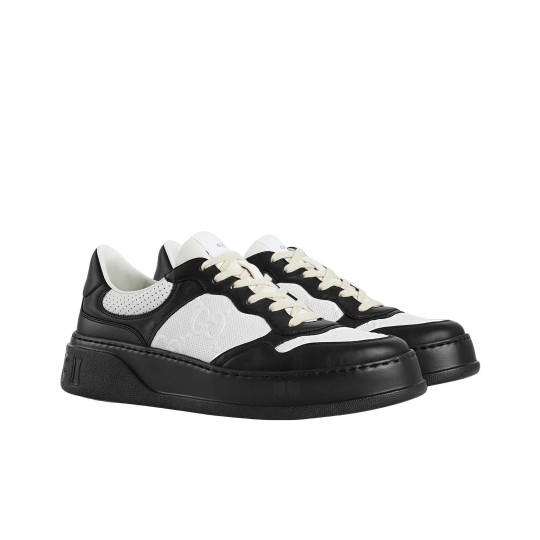 Low-cut Sneakers