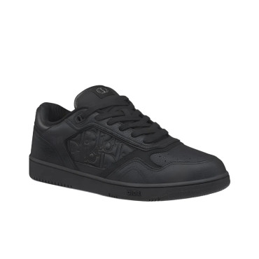 Black Low-top Sneakers